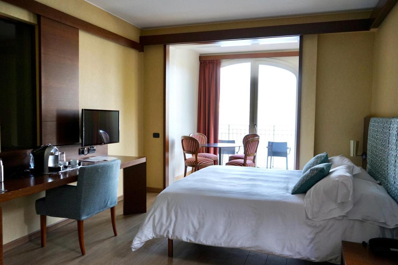 Superior Junior Suite Terrace Lake View